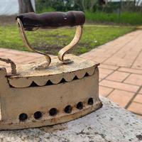 ferro da stiro a brace vintage