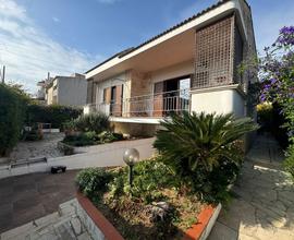 Villa o villino Lizzano [Cod. rif 3193060VRG]