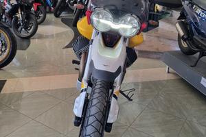 Moto Guzzi V85TT Evocative