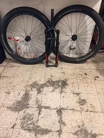 Ruote e forcelle bici