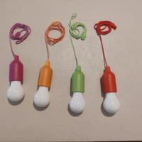 4 lampadine LED a batteria 