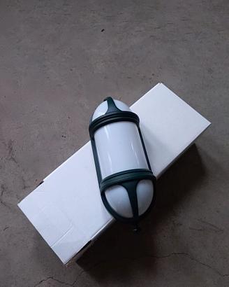 Aplique da esterno in fusione di alluminio e plexy