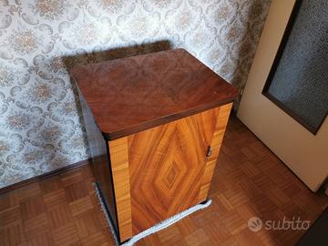 macchina da cucire Necchi 