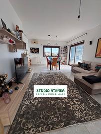 Zona Favara Alta Villa 180Mq + 1250Mq Di Terreno