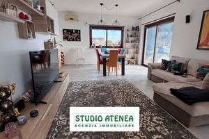 Zona Favara Alta Villa 180Mq + 1250Mq Di Terreno