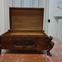Cassetta antica i  legno