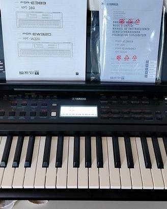 YAMAHA PSR-E383 Come Nuova