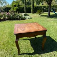 Tavolo in legno antico