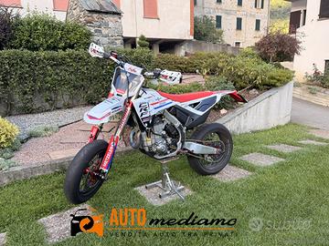 HONDA CRF 450 R SUPERMOTO PISTA + STARADA TARGATA