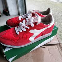 Sneakers colore rosso