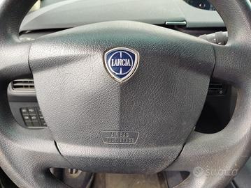 Airbag volante LANCIA MUSA del 2011
