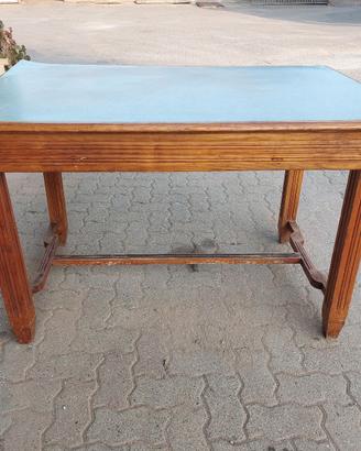 Tavolo vintage in legno e formica