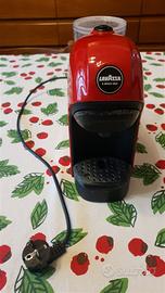 TINY  MACCHINA CAFFE LAVAZZA A MODO MIO