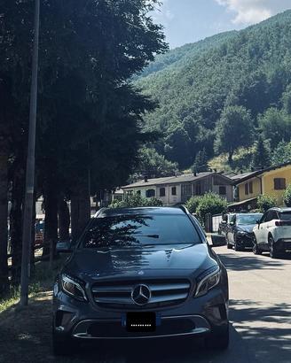 Mercedes-Benz GLA 200