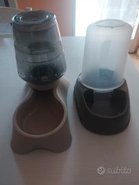 dispenser acqua e cibo cane e gatto 