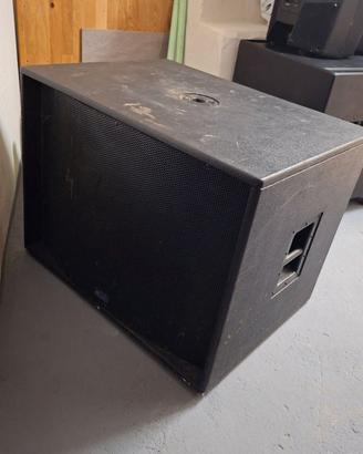 DA RIPARARE Subwoofer 18" Italian stage