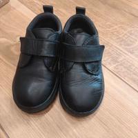 Scarpe in pelle Zara numero 25