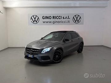 Mercedes-Benz GLA 250 Automatic 4MATIC Premiu...