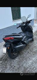 Yamaha X Max 300