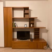 Nobile porta tv e libreria