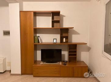 Nobile porta tv e libreria