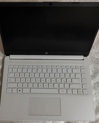 Notebook HP 14s - AMD 3020e / 4GB RAM / 128GB SSD