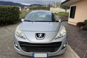 Peugeot 207 poco usata