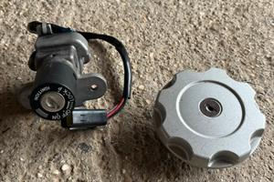 Blocchetto chiave e tappo Hypermotard 1100