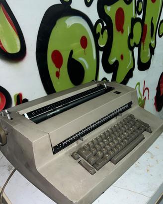 Macchina da scrivere IBM