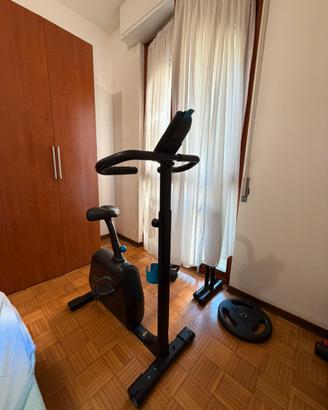Cyclette domyos autoalimentata
