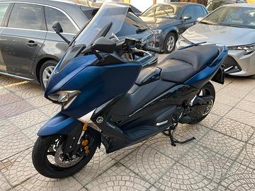 Yamaha T Max 530 ABS KM-4.000 garanzia COME NUOVO