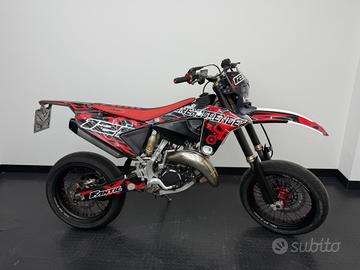 2022 Fantic XE 125