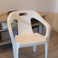 Poltroncina bianca giardino terrazzo 