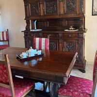 Mobili in legno massello stile Rinascimento