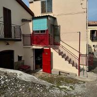 Stigliano - Appartamento primo piano con soffitta