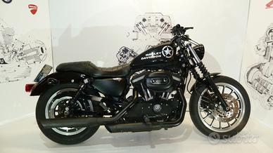 Harley-davidson 883 Sportster R