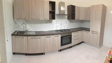 CUCINA MODERNA COMPLETA CON ELETTRODOMESTICI