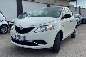 Lancia Ypsilon 0.9 TwinAir 85 CV 5 porte Metano Ec