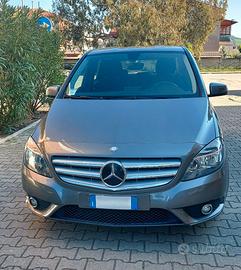 MERCEDES-BENZ B 180 CDI BlueEFFICIENCY Executive