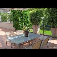 Tavolo ferro con 4 sedie 