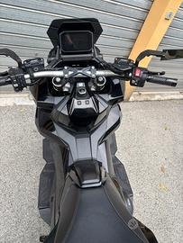 Honda X-adv 750