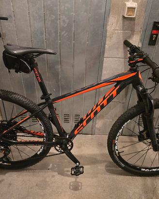 Scott Scale 740 Taglia S 27,5"