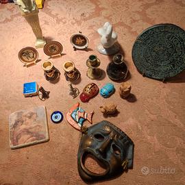 Soprammobili etnici in blocco