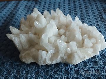 grappolo di quarzo ialino 