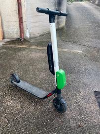 Monopattino Segway ES4