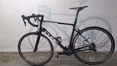 Bicicletta da corsa BDC 58 in caso richiedere foto