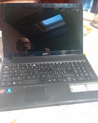 Computer Portatile ACER Aspire 5552G