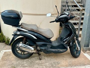Piaggio Beverly 300 i.e.