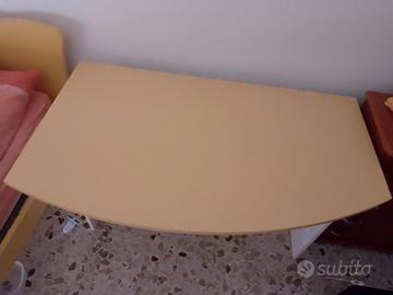 Scrivania per cameretta Gialla e bianca 