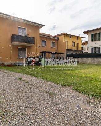 QUADRILOCALE SENZA SPESE CONDOMINIALI, CON BOX E G